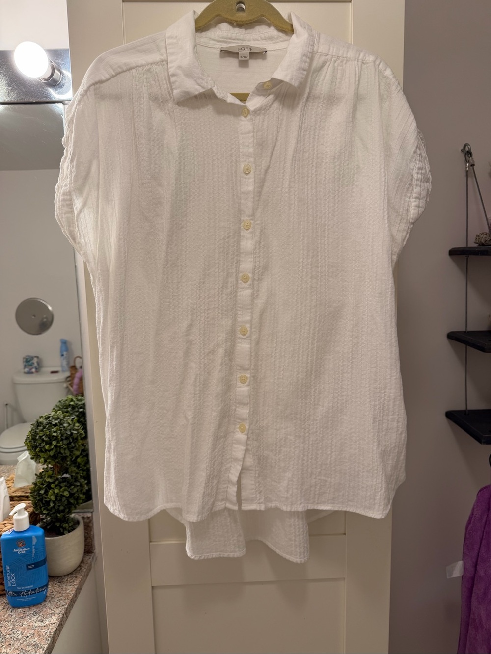 LOFT White Short-Sleeve Textured Button-Down Shirt